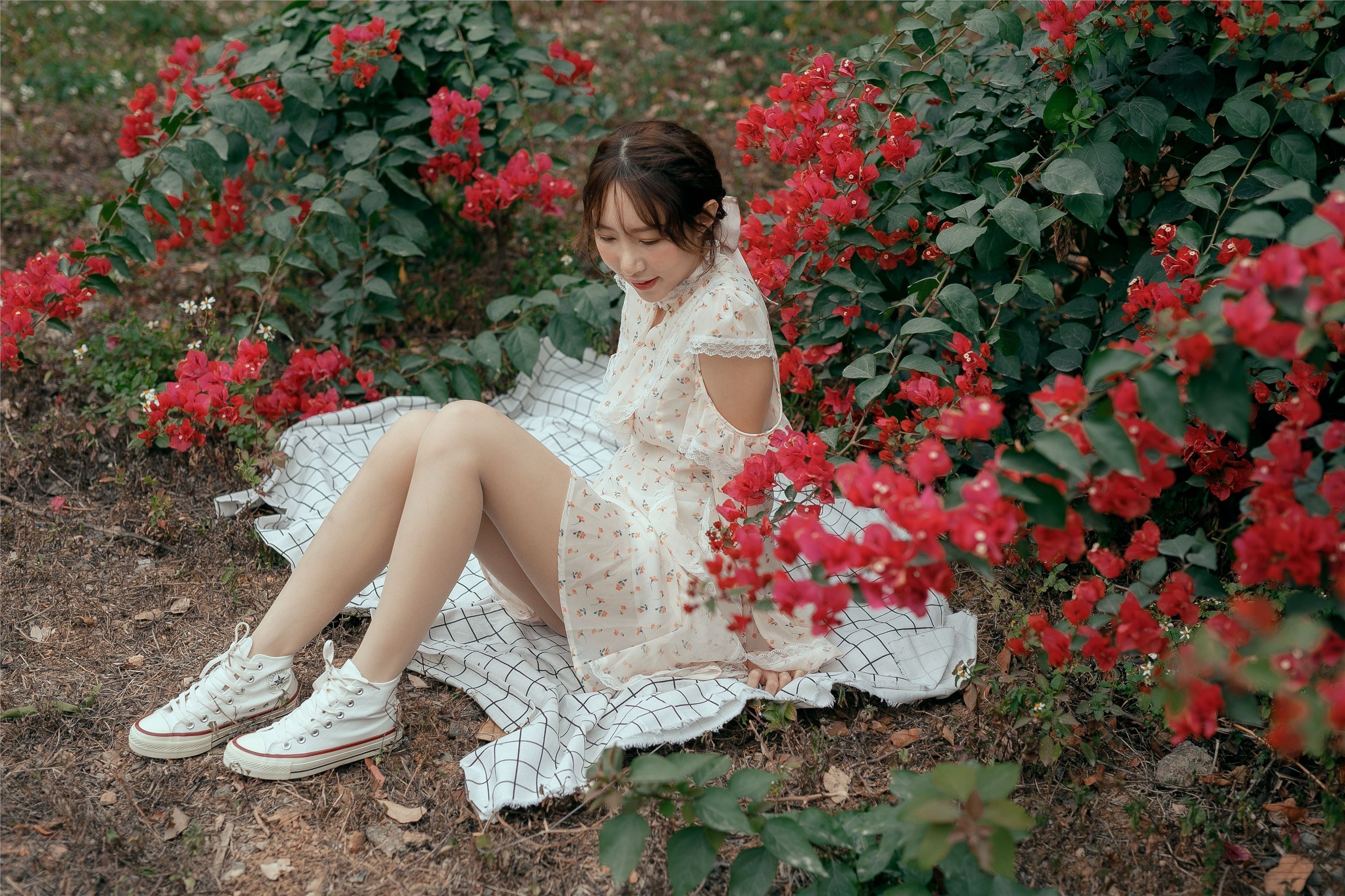 尤蜜丝 穿搭写真 NO.041